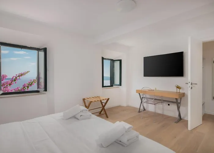 Schola Villa Brsečine